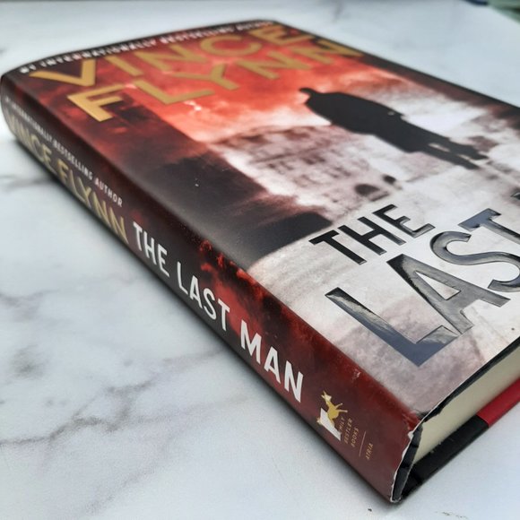 The Last Man VINCE FLYNN hardcover book - Picture 5 of 8
